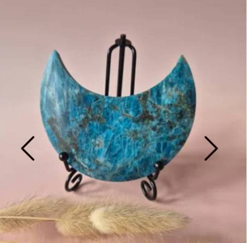 Lune d'apathite bleue sur support