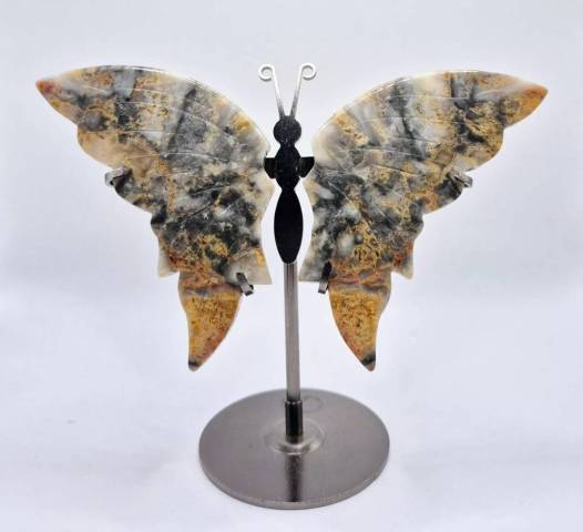 Papillon en jaspe et agate mexicaine sur son support 
